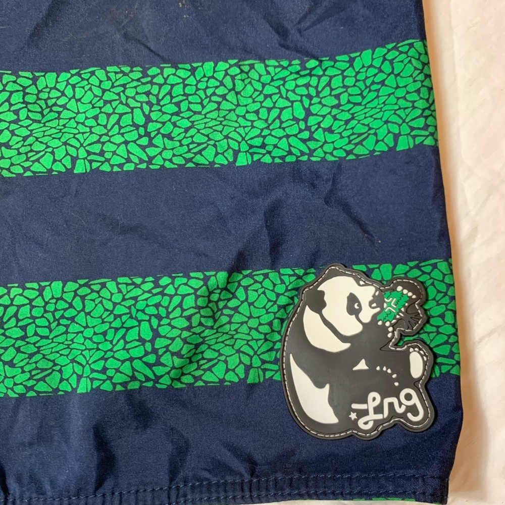 SOLD 38 LRG Lifted Research Group Shorts - Picture 2 of 15